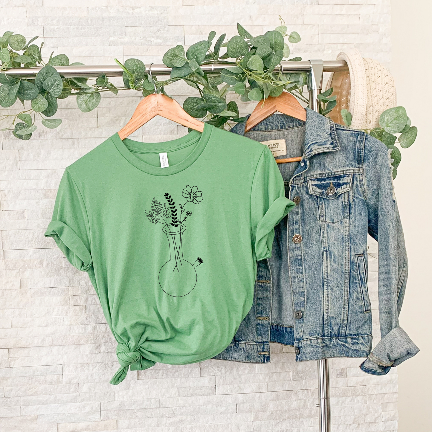 Flower Bong Shirt in Leaf